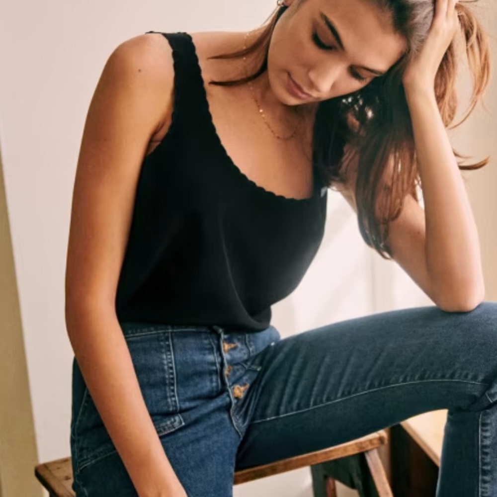 BNWT Sezame Black Silk Lucie Shirt Tank Top Scalloped Edge Neckline